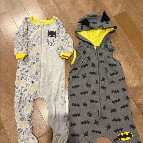 Bundle of 2 Batman Pyjamas - Picture 1 of 3